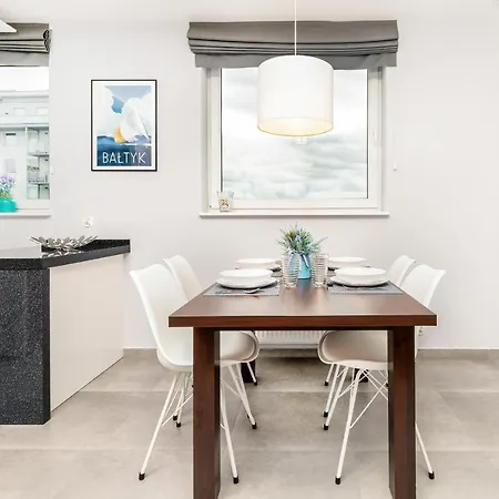 Lägenhet City And Sea View By Renters *