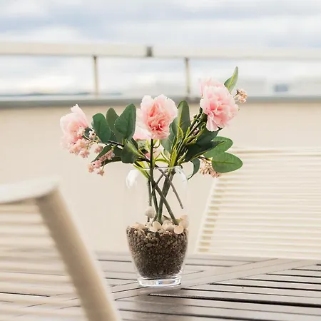 City And Sea View By Renters * Danzig