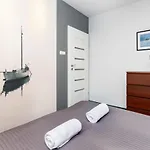 아파트 City And Sea View By Renters 그단스크